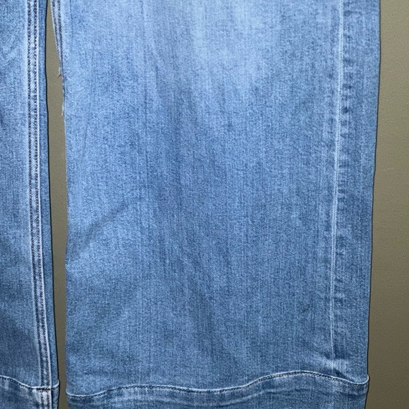 American Eagle Womens Super High Rise Baggy Wide Leg Cargo Jeans ~ In A Size 6 - Picture 4 of 12
